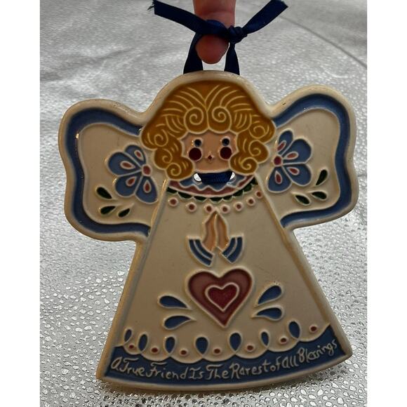 J. Duban Designs hanging Ceramic Angel 6.25" - "A True Friend...." Special Gifts - Picture 3 of 6